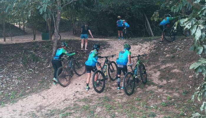 mulheres no pantanal paxixi